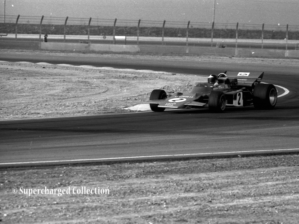 Picture: Emerson Fittipaldi in the Lotus 72 at the Ontario Motor Speedway for the Questor GP in 1971.
